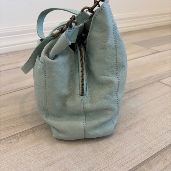 NWT American Leather Co.  genuine leather hobo bag in a light blue/mint color, - Picture 4 of 16